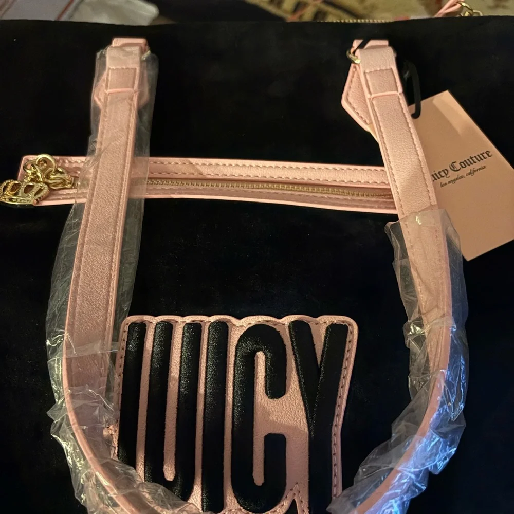 Juicy Couture Black‎ Tote with Pink Highlights